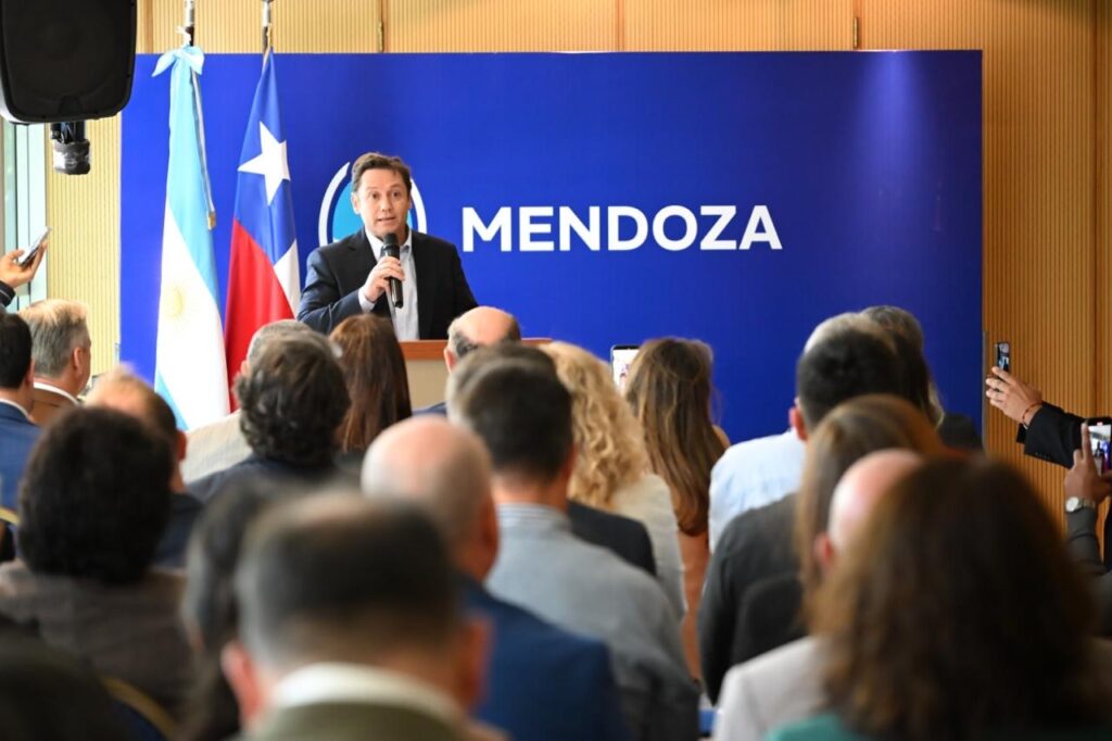 92923418-1cd0-4c98-8451-551fa8f1f1d4